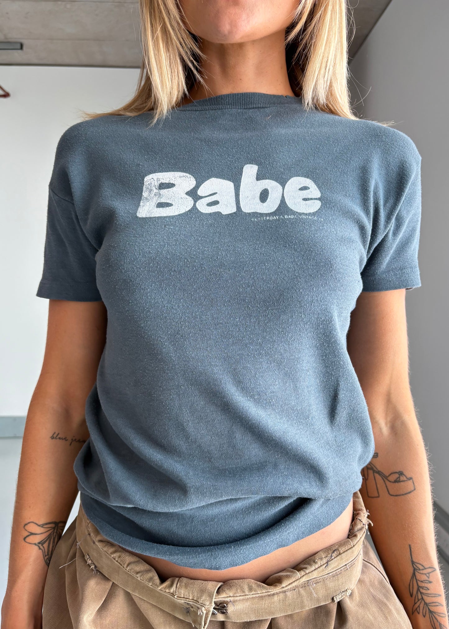 BABE TEE