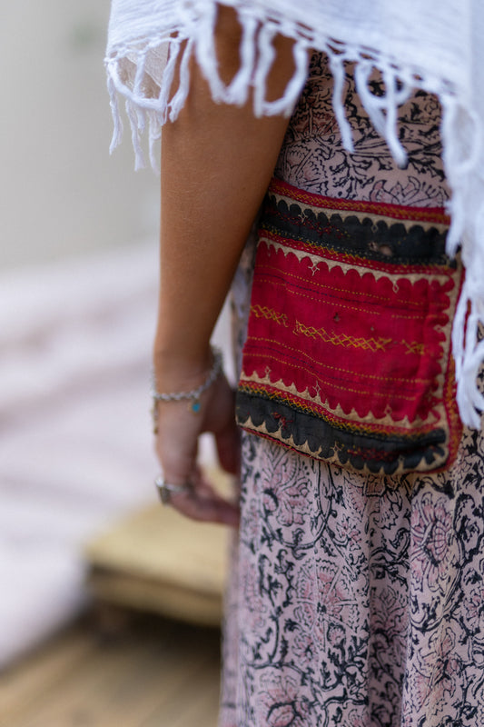 MINI KANTHA BAG ON ROPE