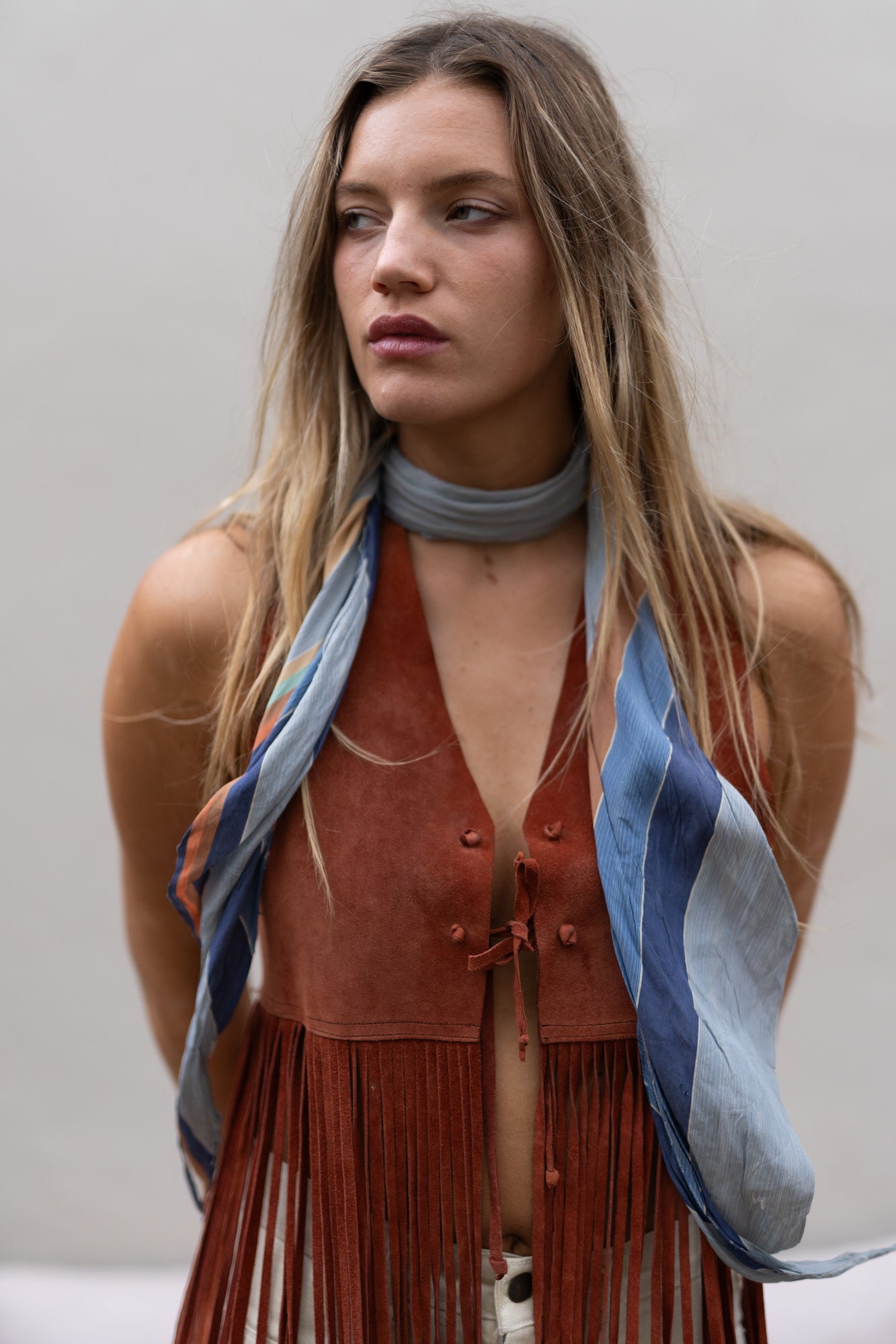 SILK DAGGER SCARF