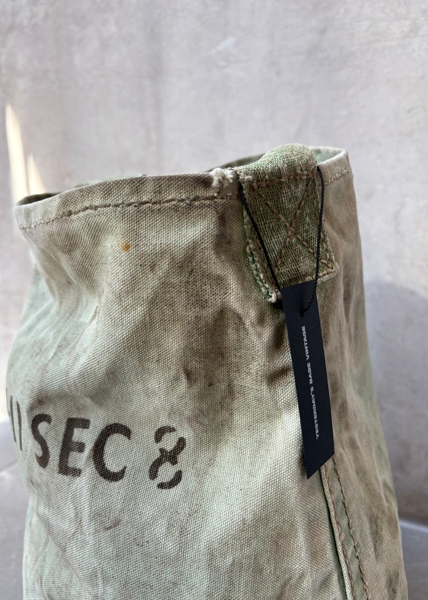 1940S CANVAS BUCKET BAG