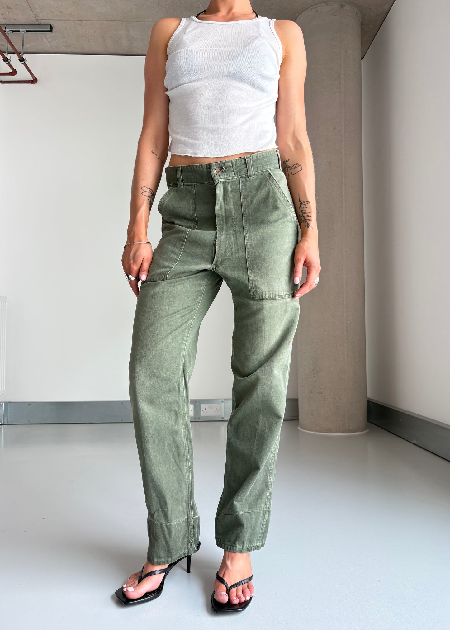 13 STAR PANTS