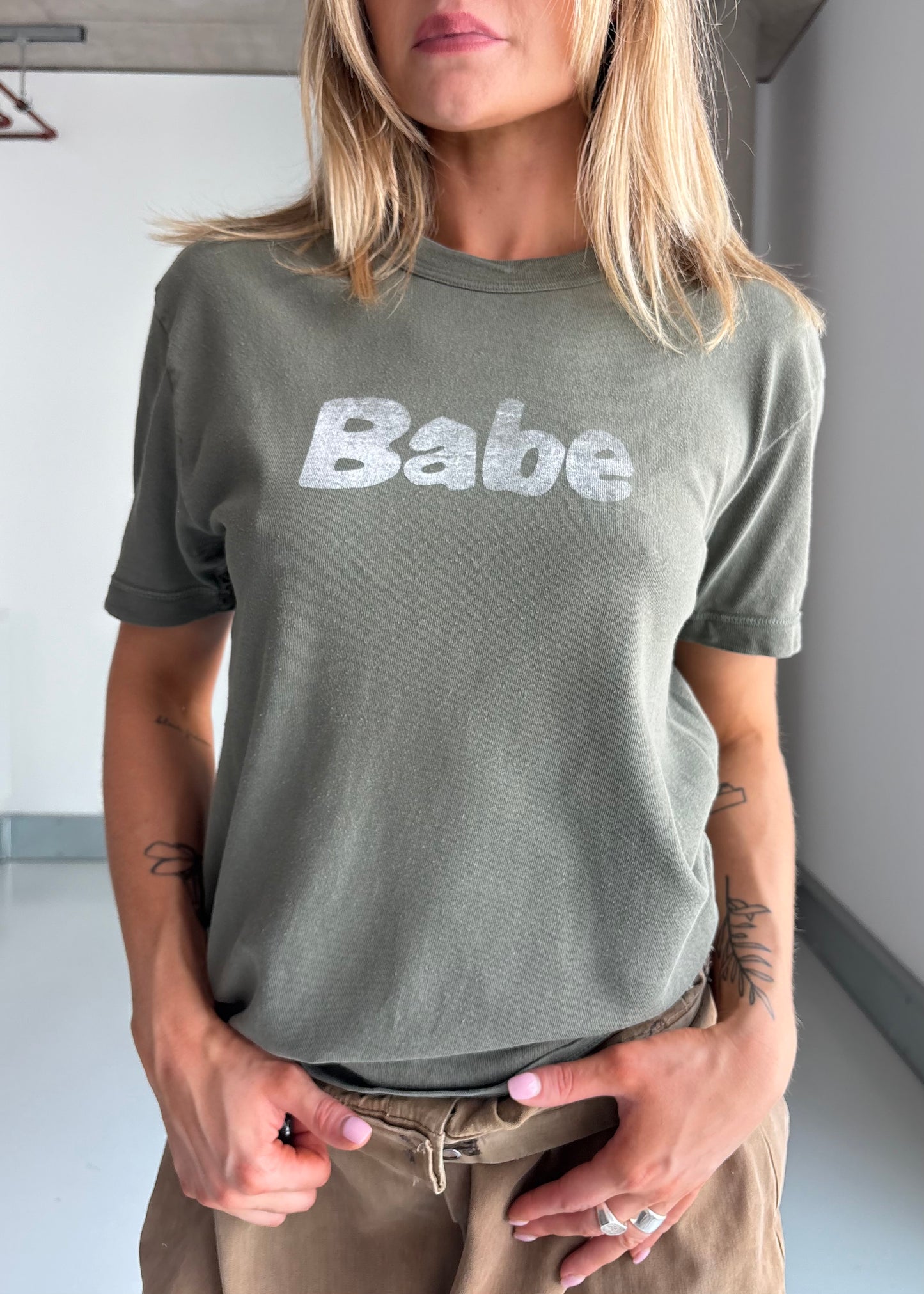 Babe tee