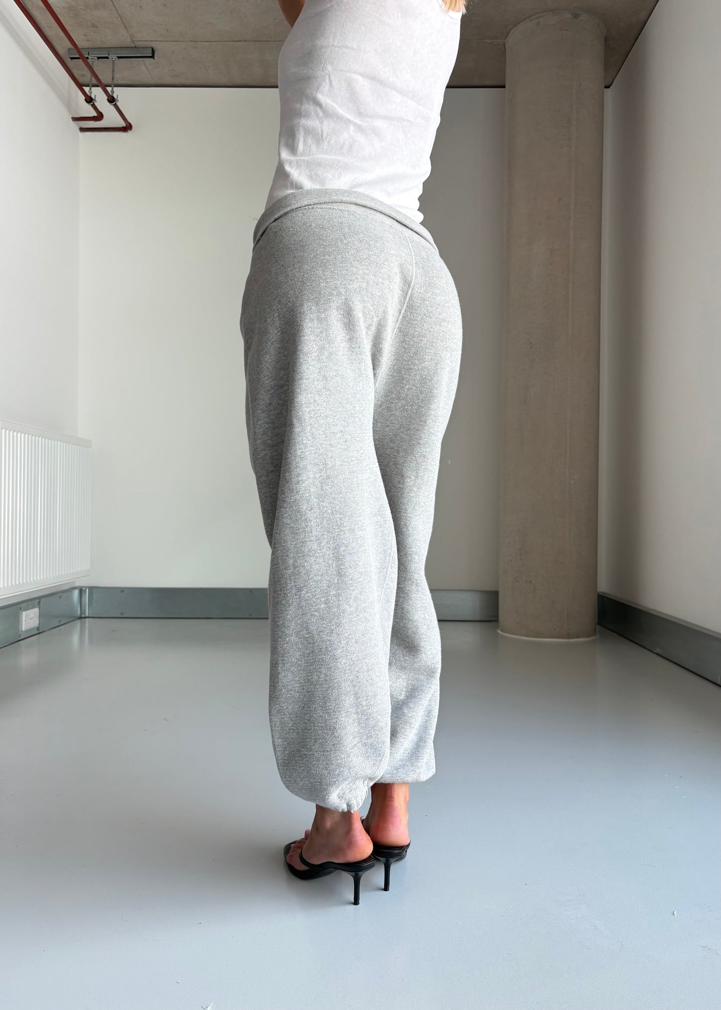 60S GREY SWEATPANTS