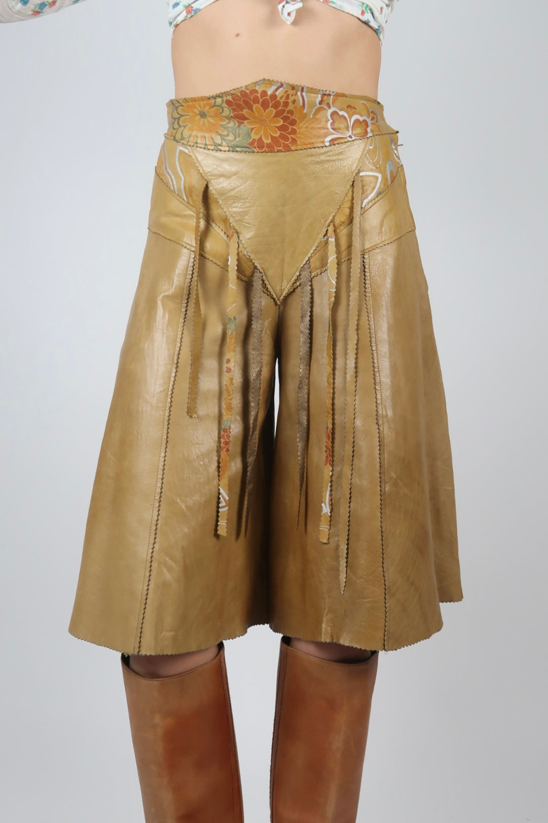 1970s LEATHER CULOTTES