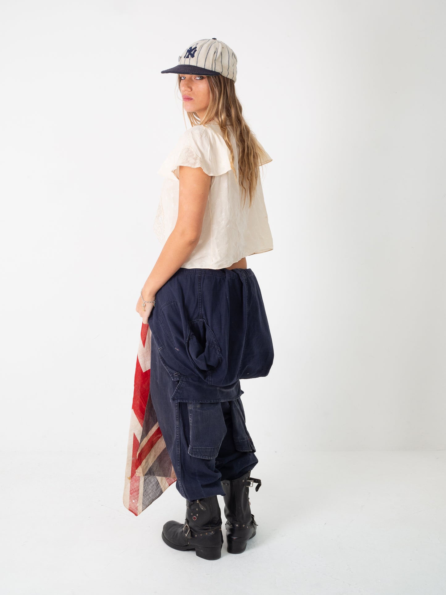 1930S SILK LAYER
