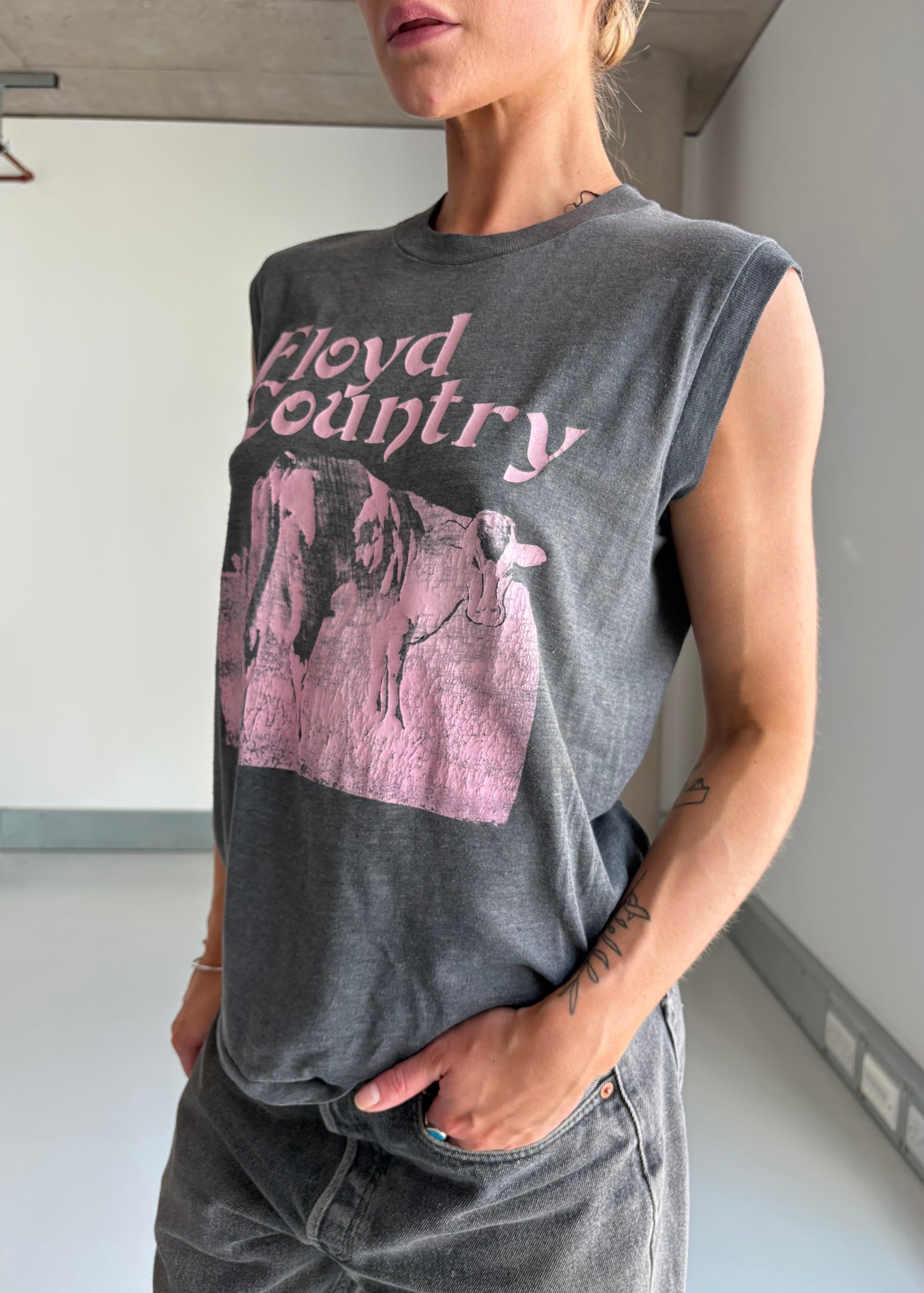 80s pink Floyd vest