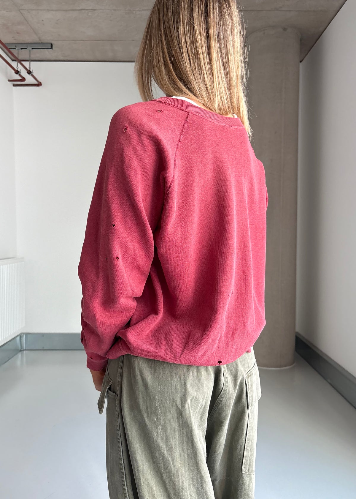 60s thrashed burgundy sweat