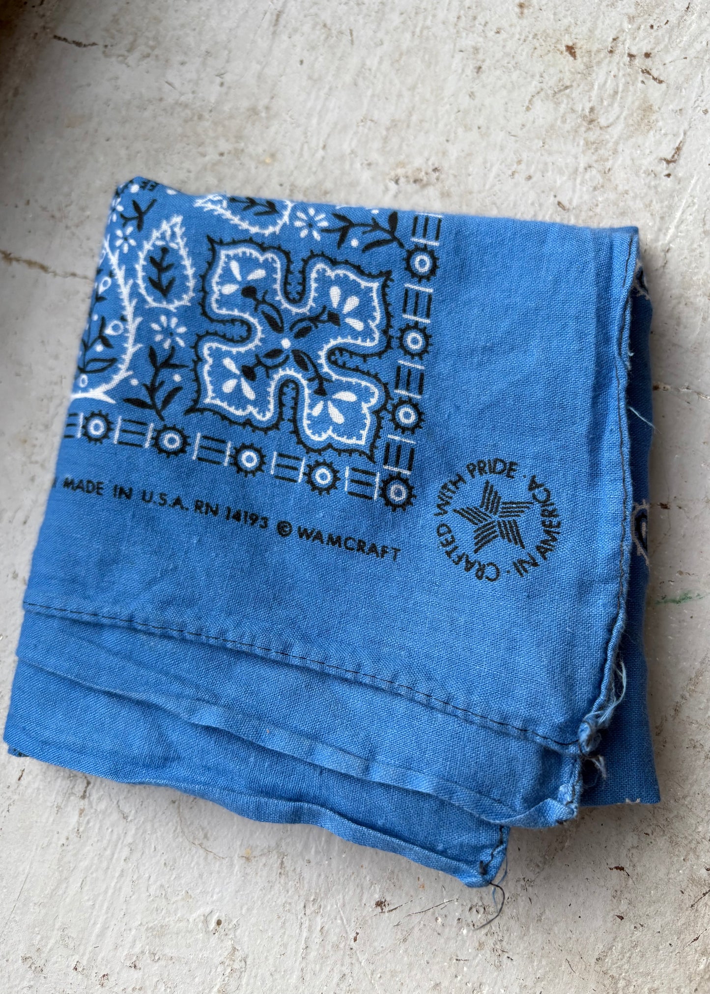 70s worn out bandana
