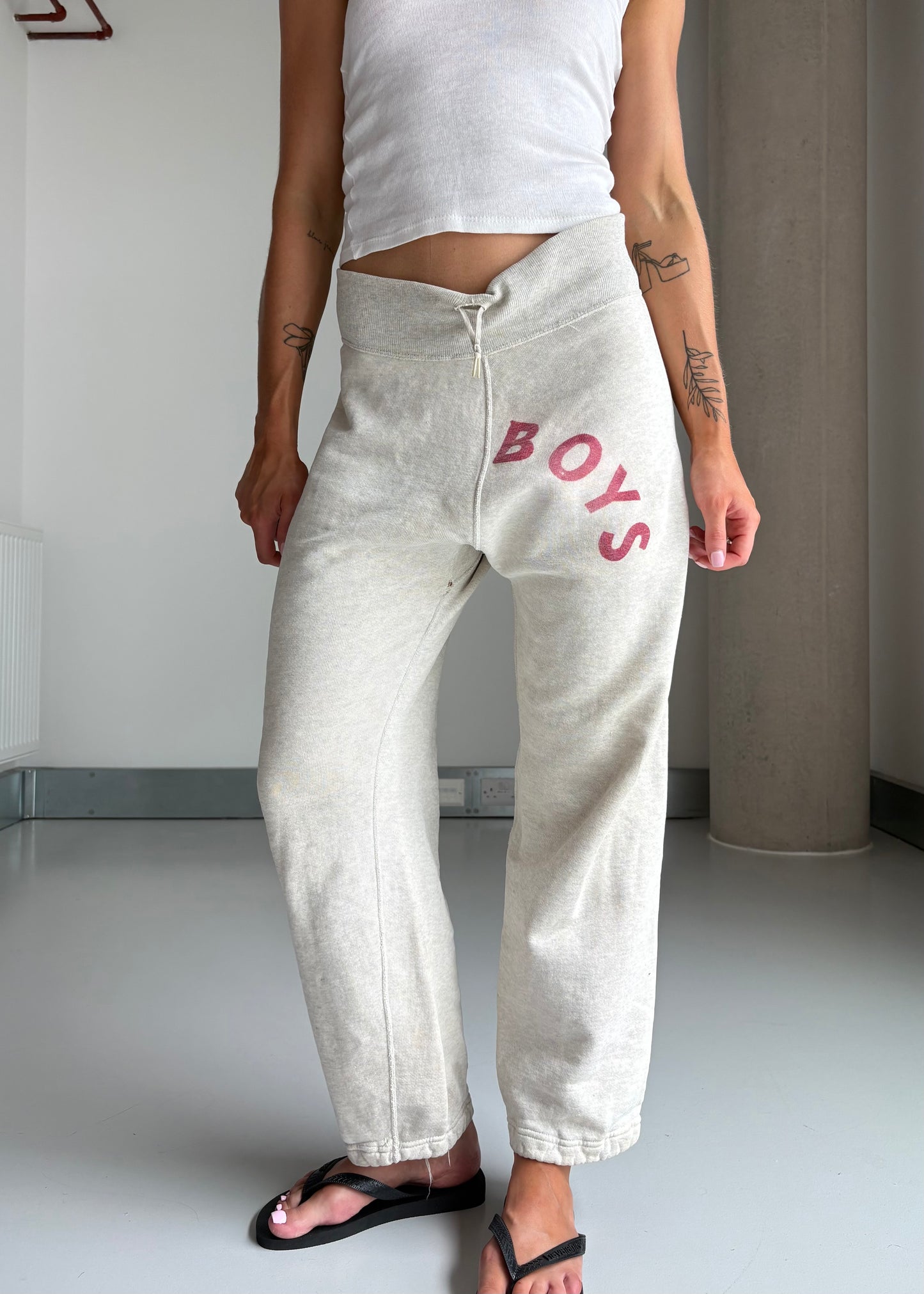 late 50s 60s sweats