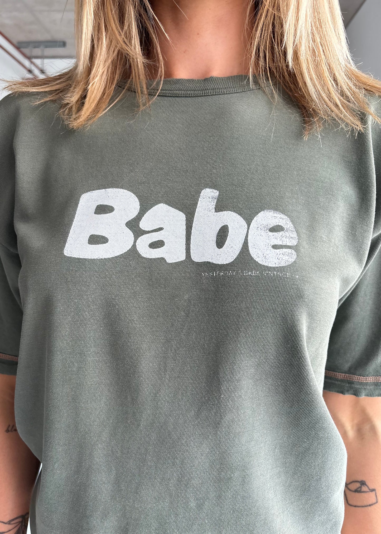 Babe tee