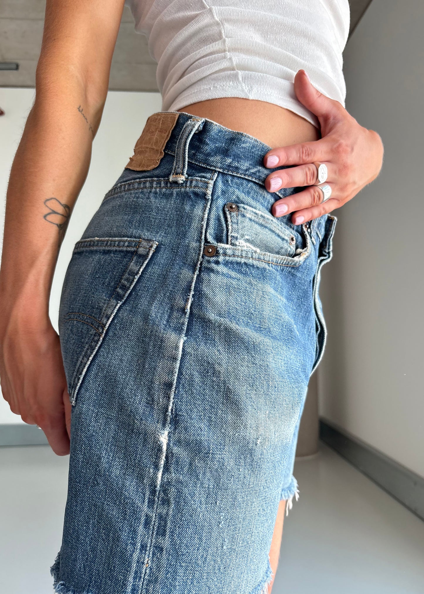 1960S SELVEDGE CUT OFFS
