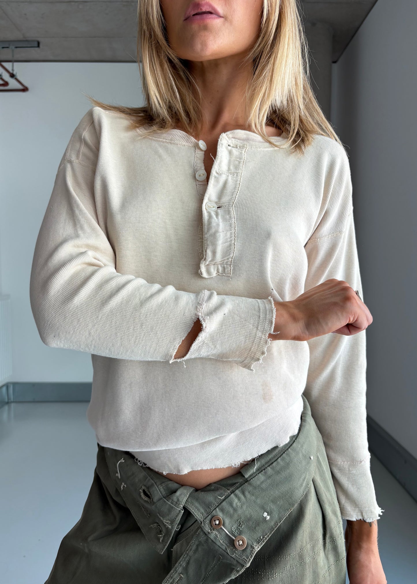 THRASHED 50s HENLEY
