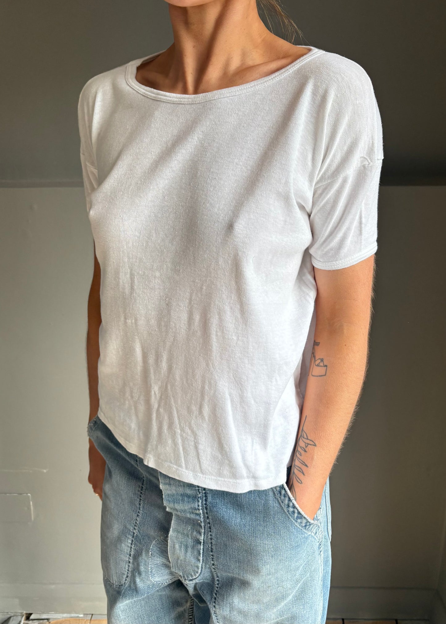 60s white tshirt