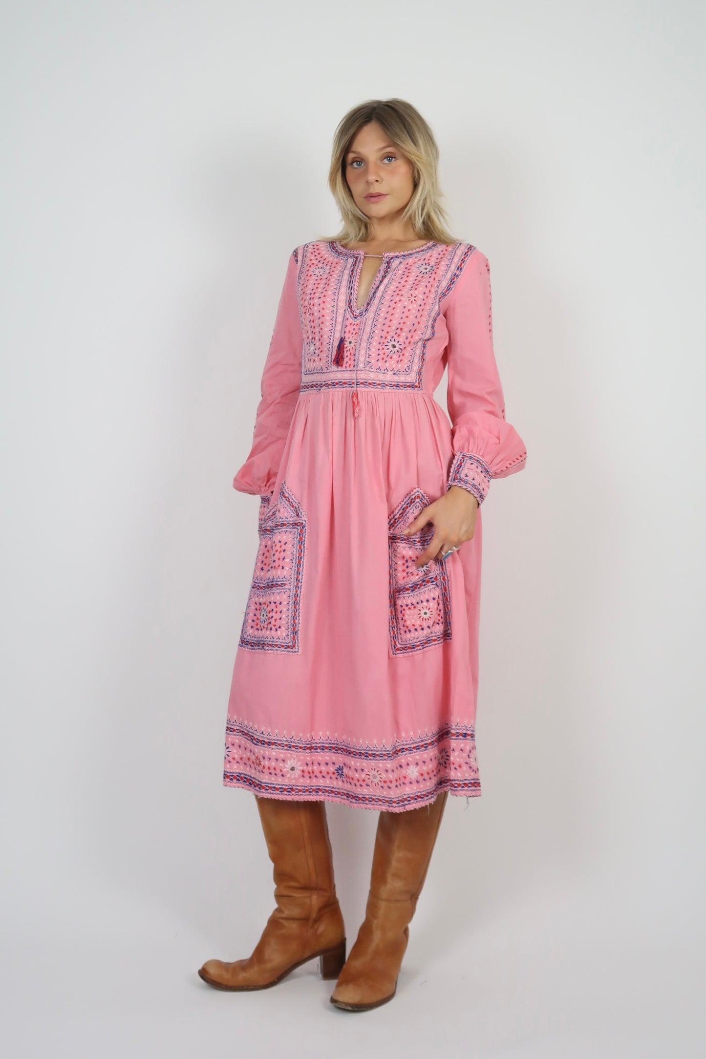 1960s embroidered midi dress