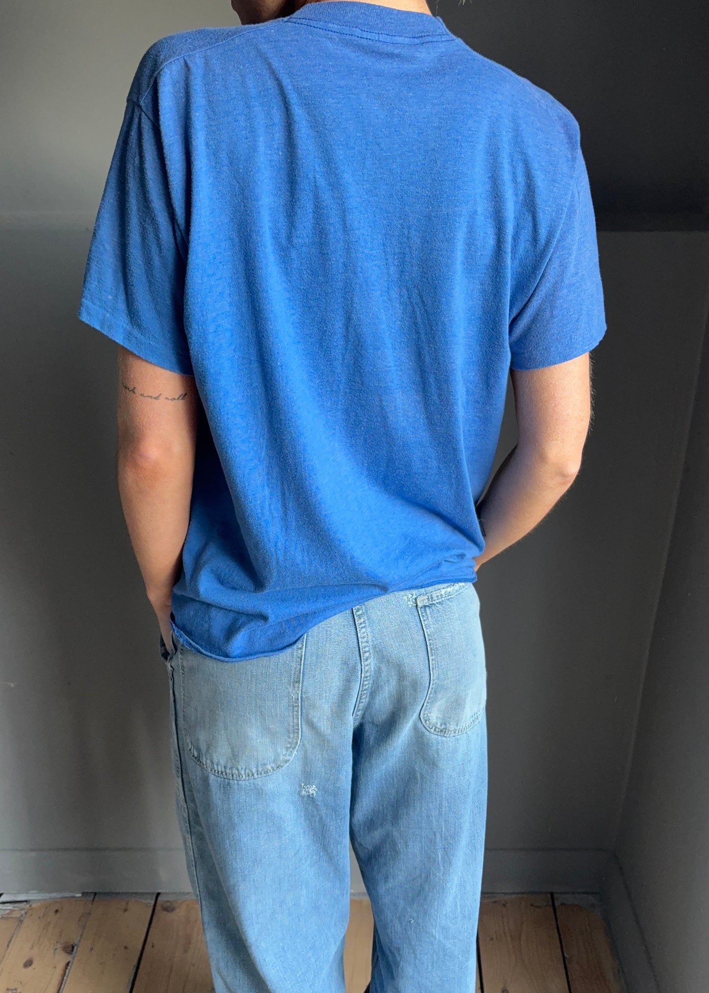 80s field and track tee