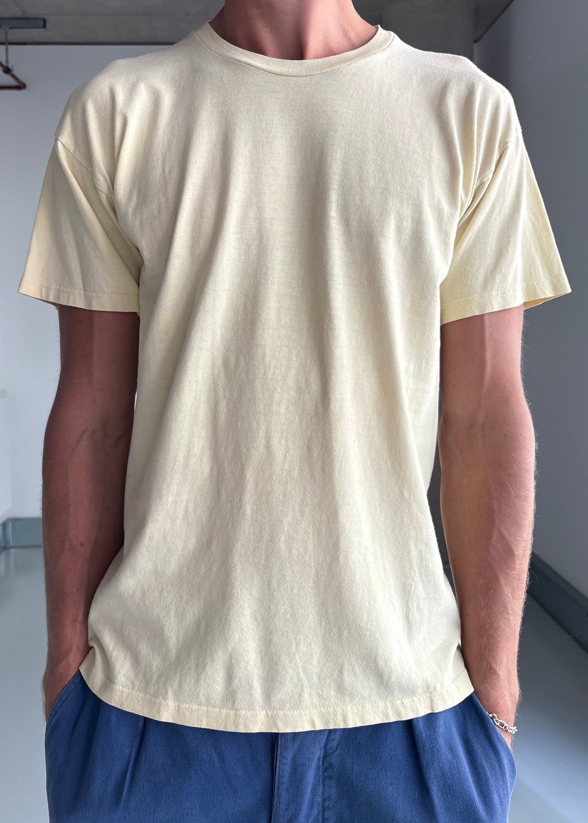 70S PALE YELLOW TEE