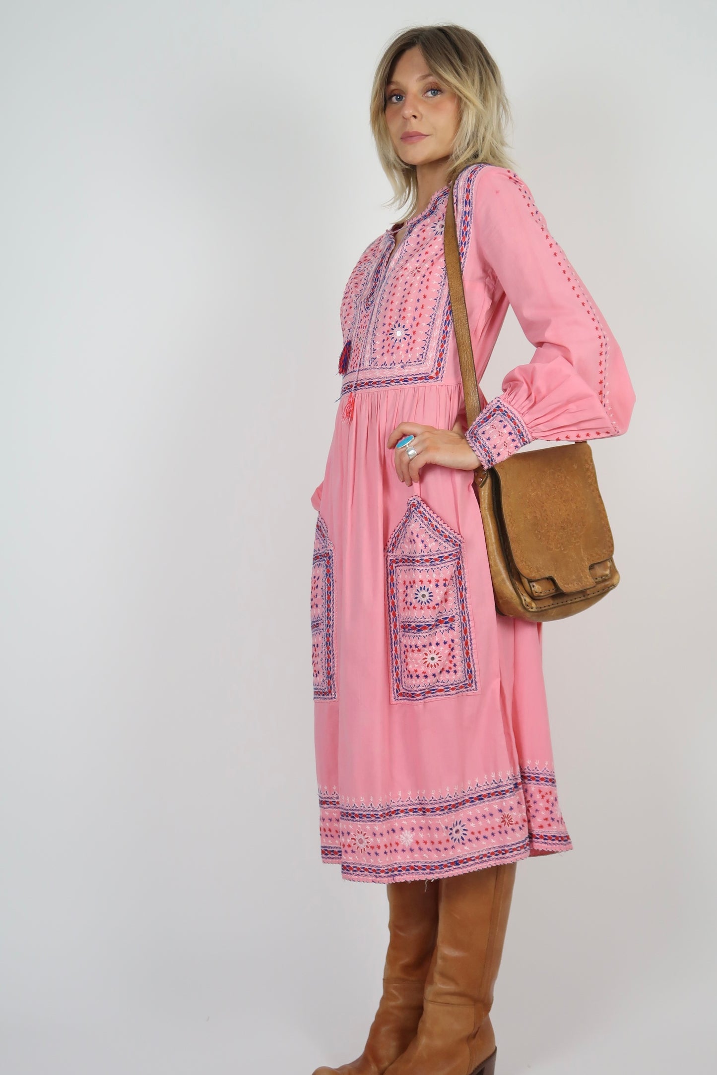 1960s embroidered midi dress