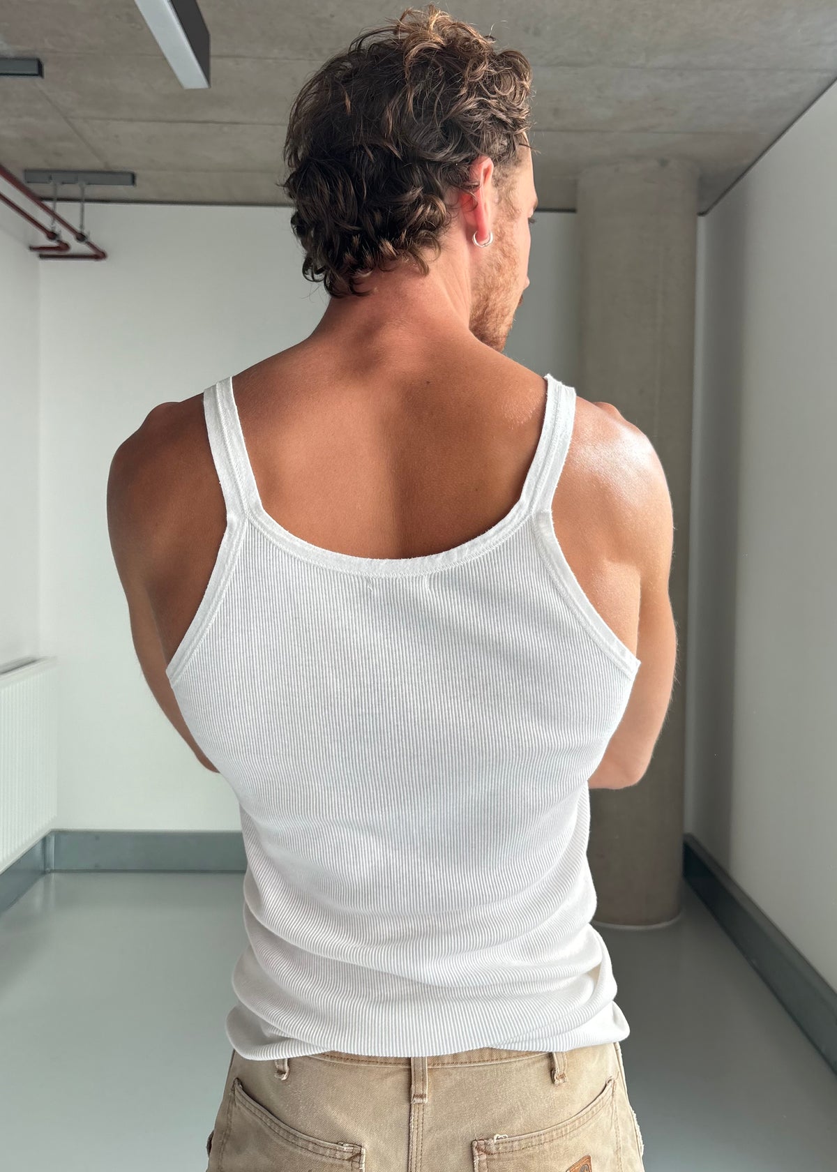 60S RIBBED TANK