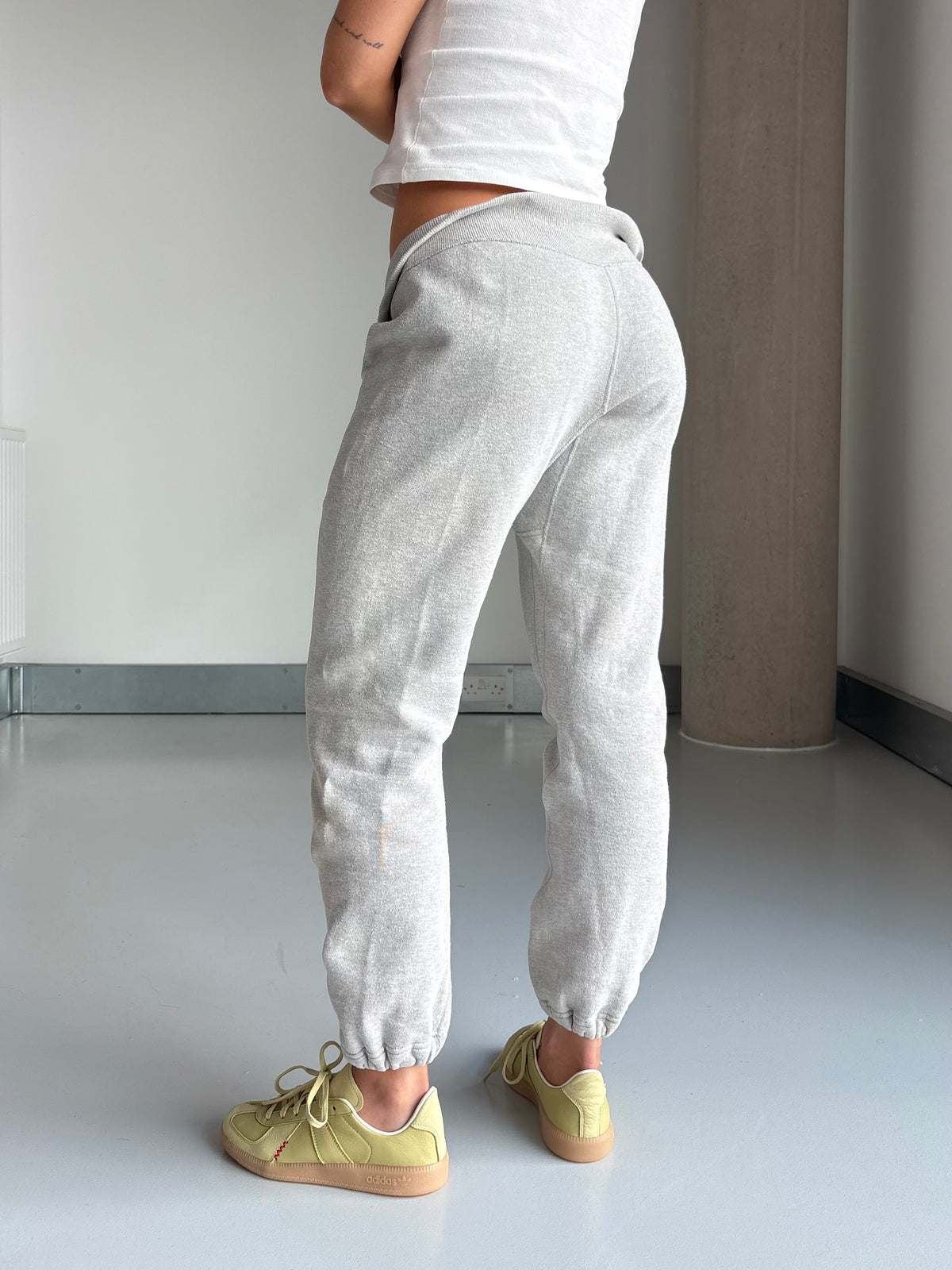 1960S GREY SWEATPANTS