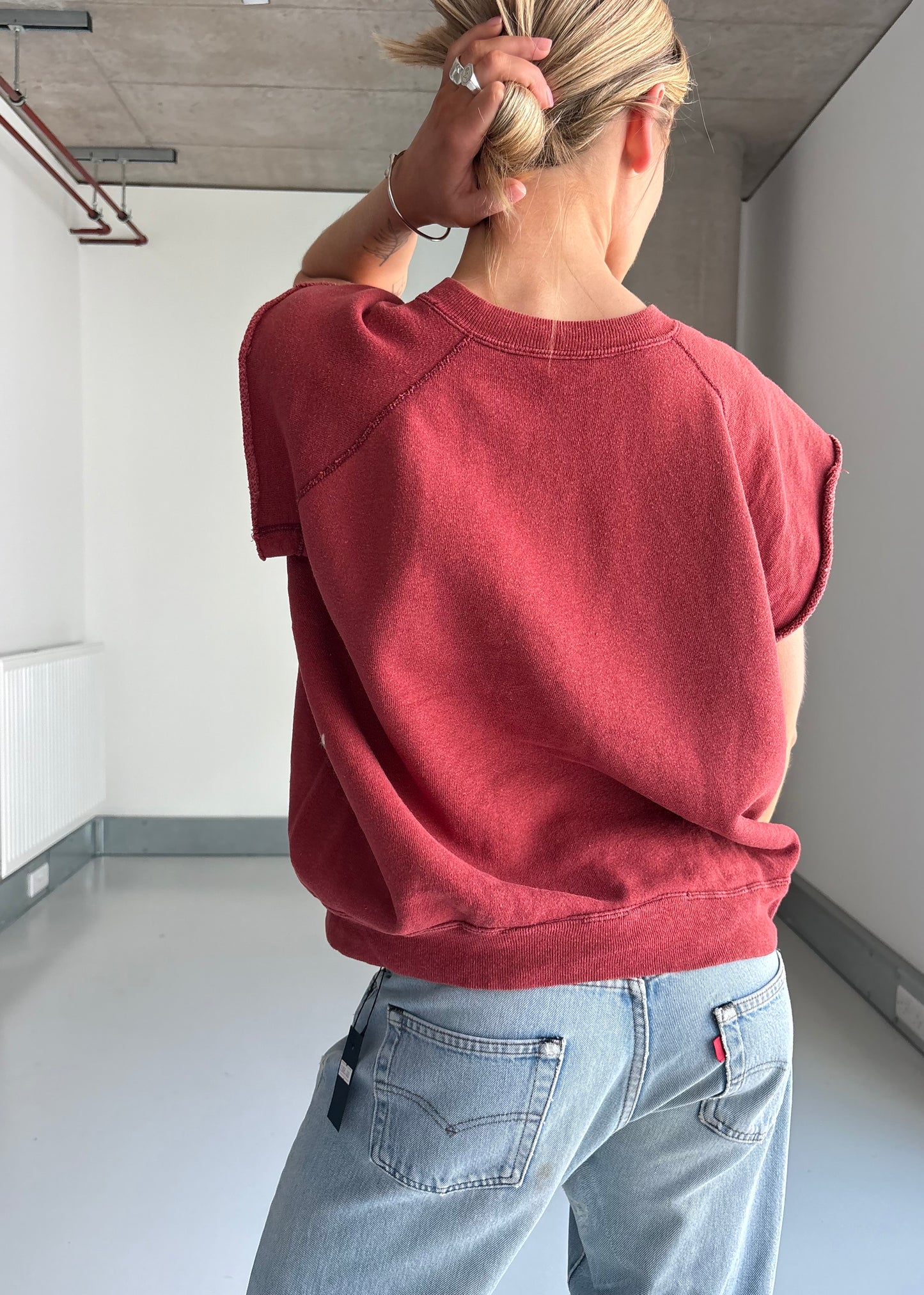 60S CUT OFF SWEATSHIRT