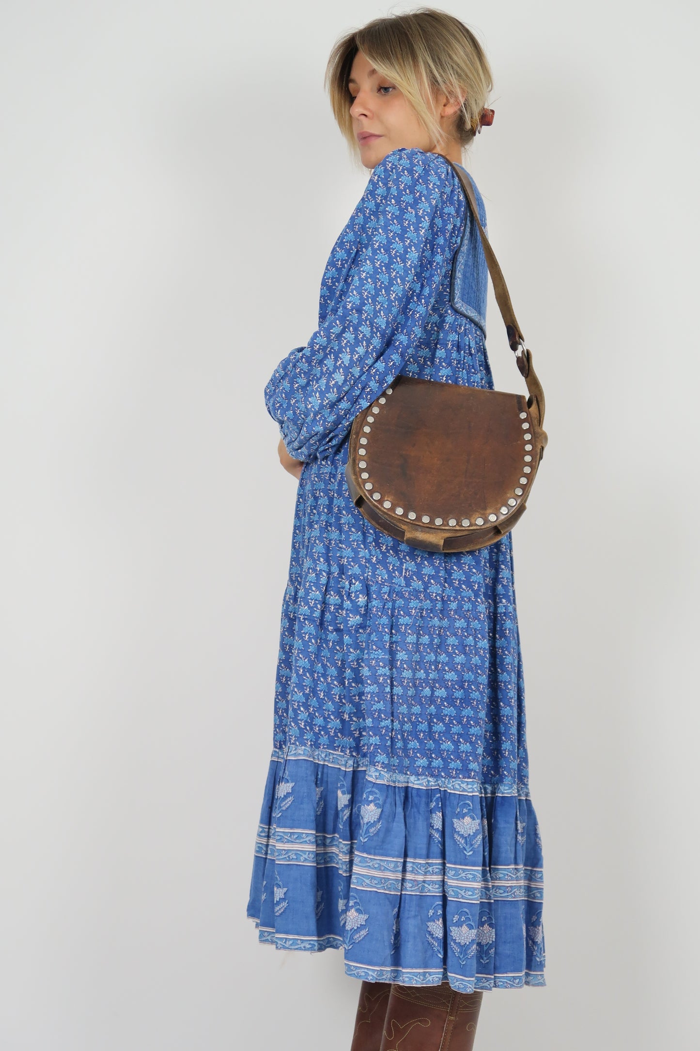 1970s tooled leather bag with studs