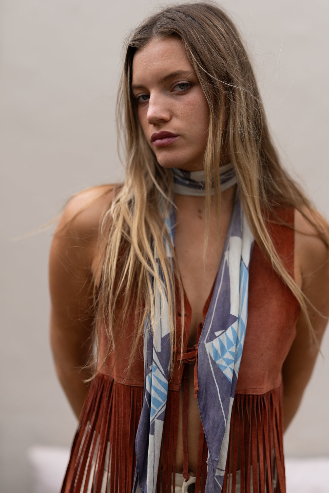 SILK DAGGER SCARF