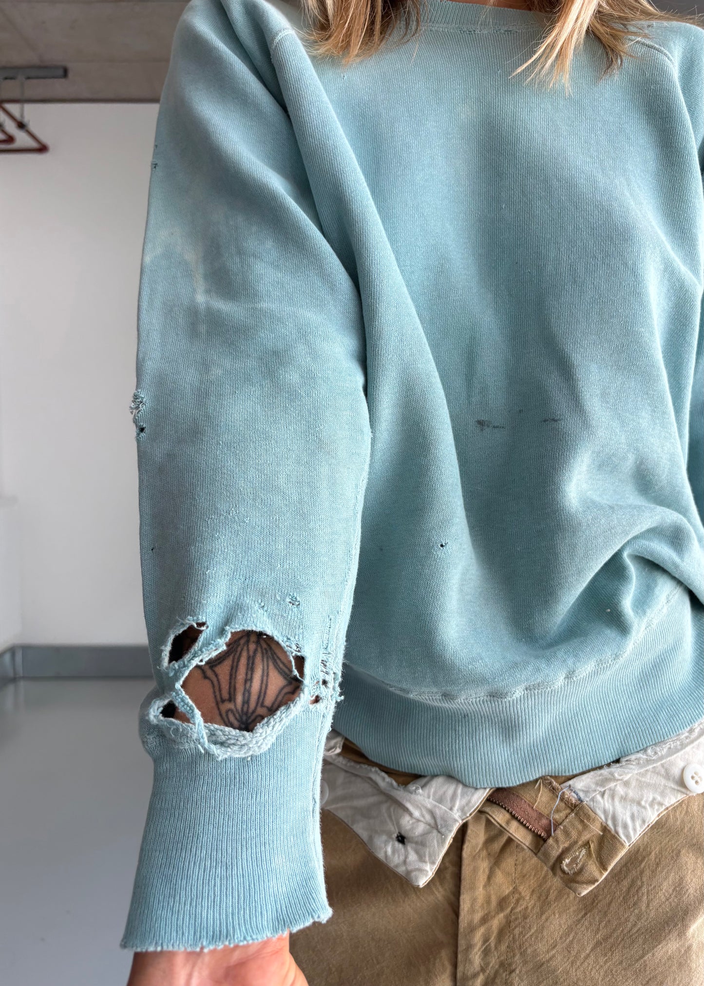 60S THRASHED SWEATSHIRT