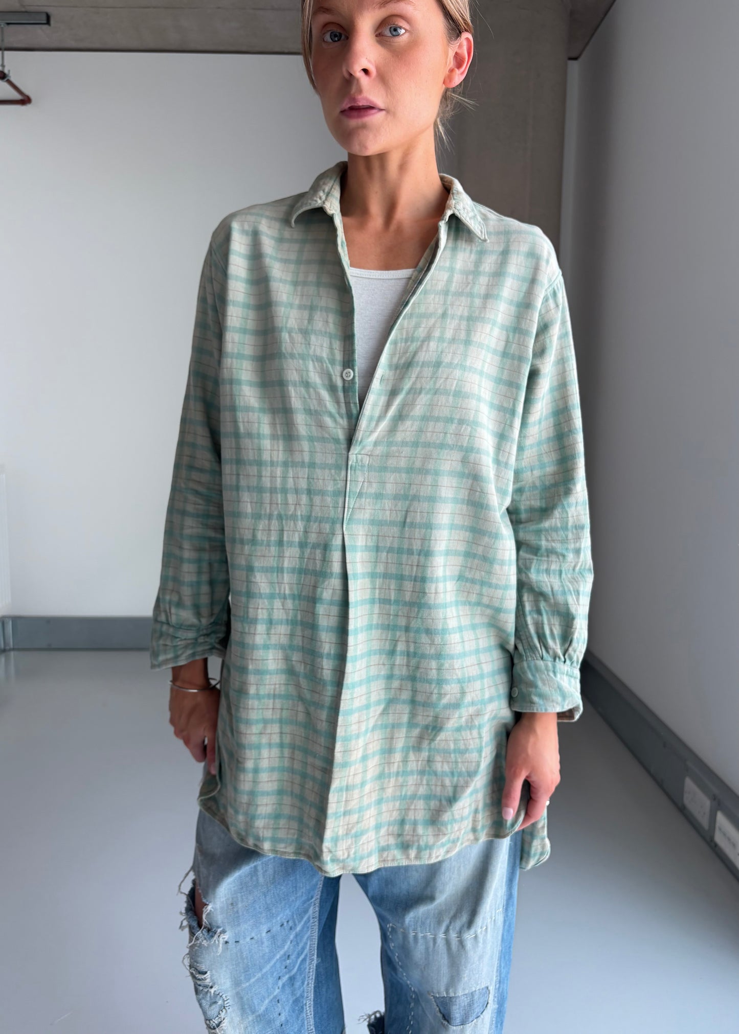 Sun faded French WORKSHIRT