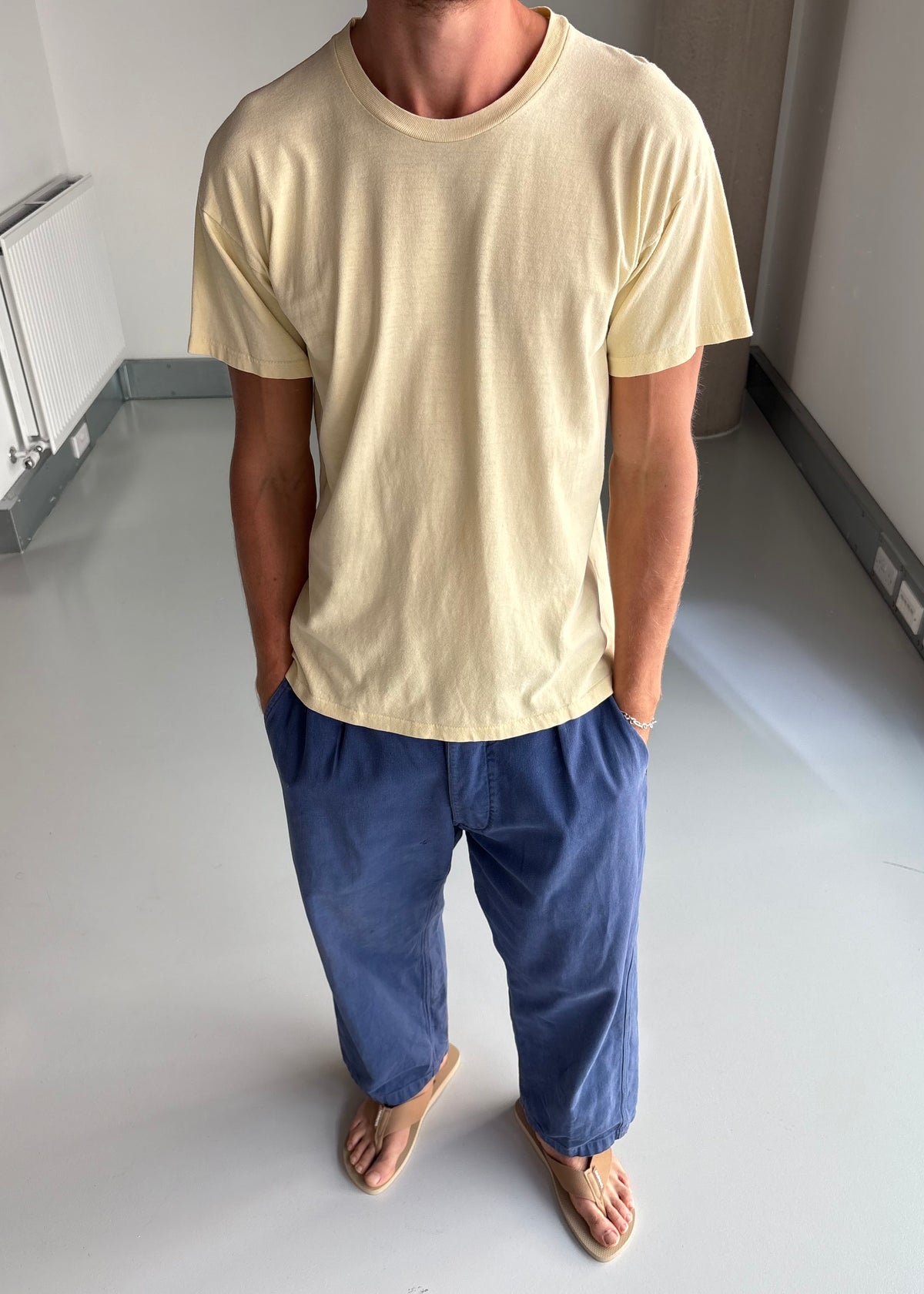 70S PALE YELLOW TEE