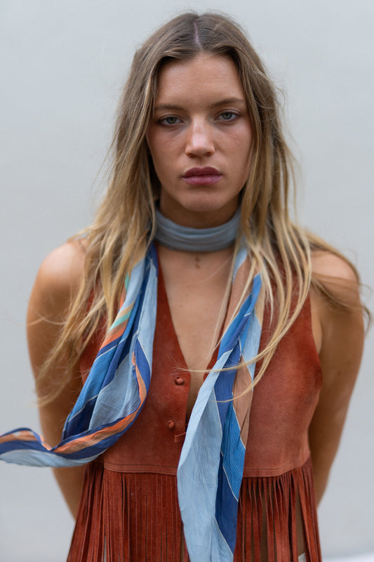 SILK DAGGER SCARF