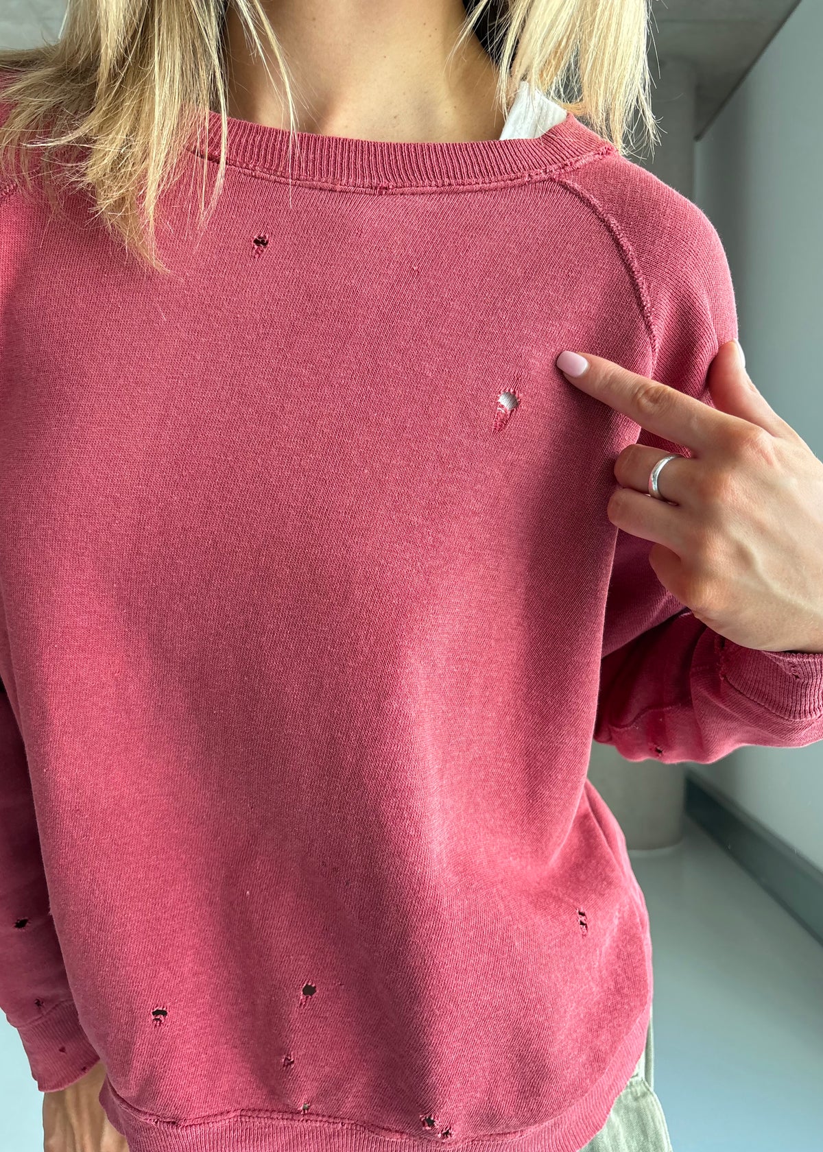 60s thrashed burgundy sweat