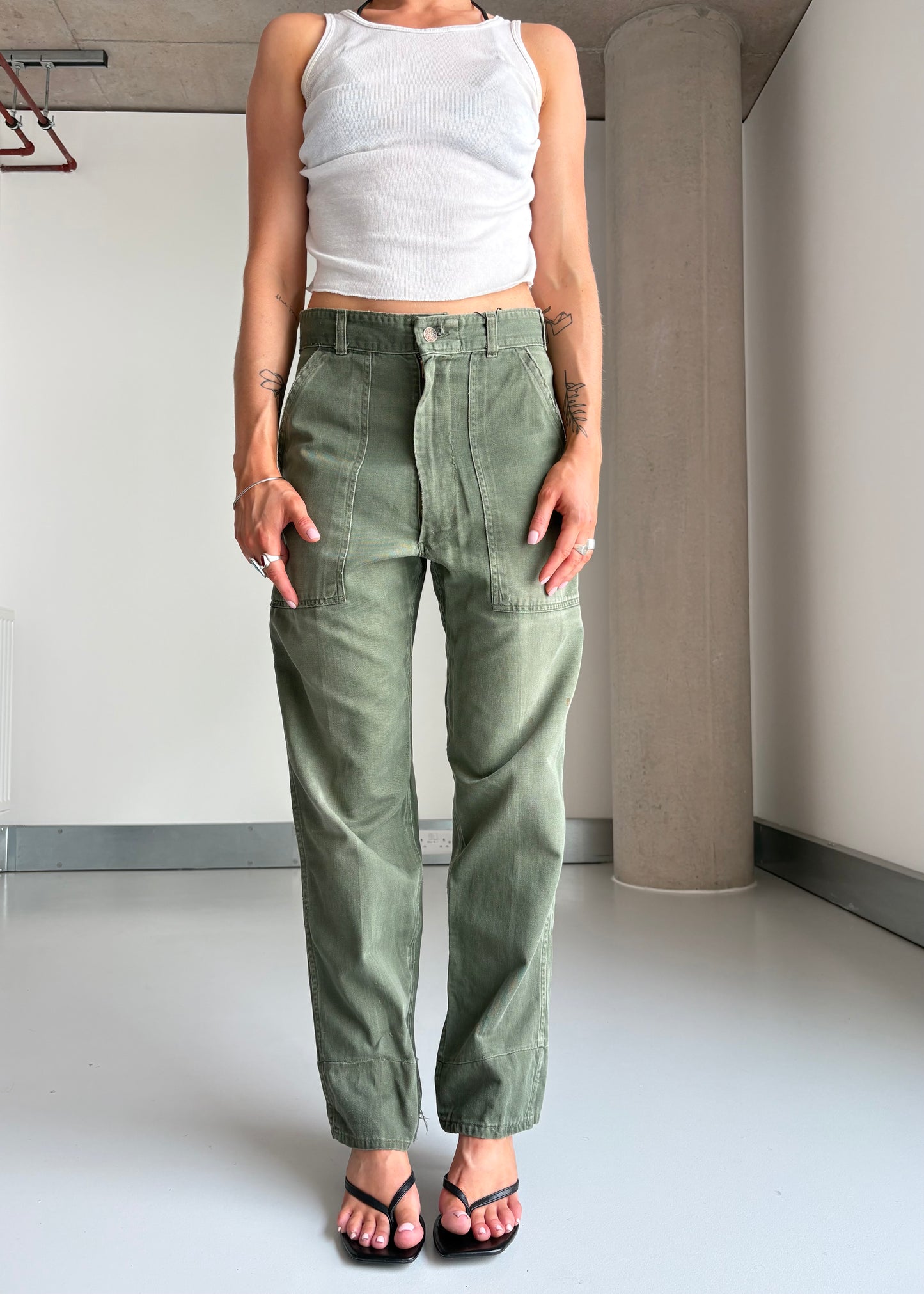 13 STAR PANTS