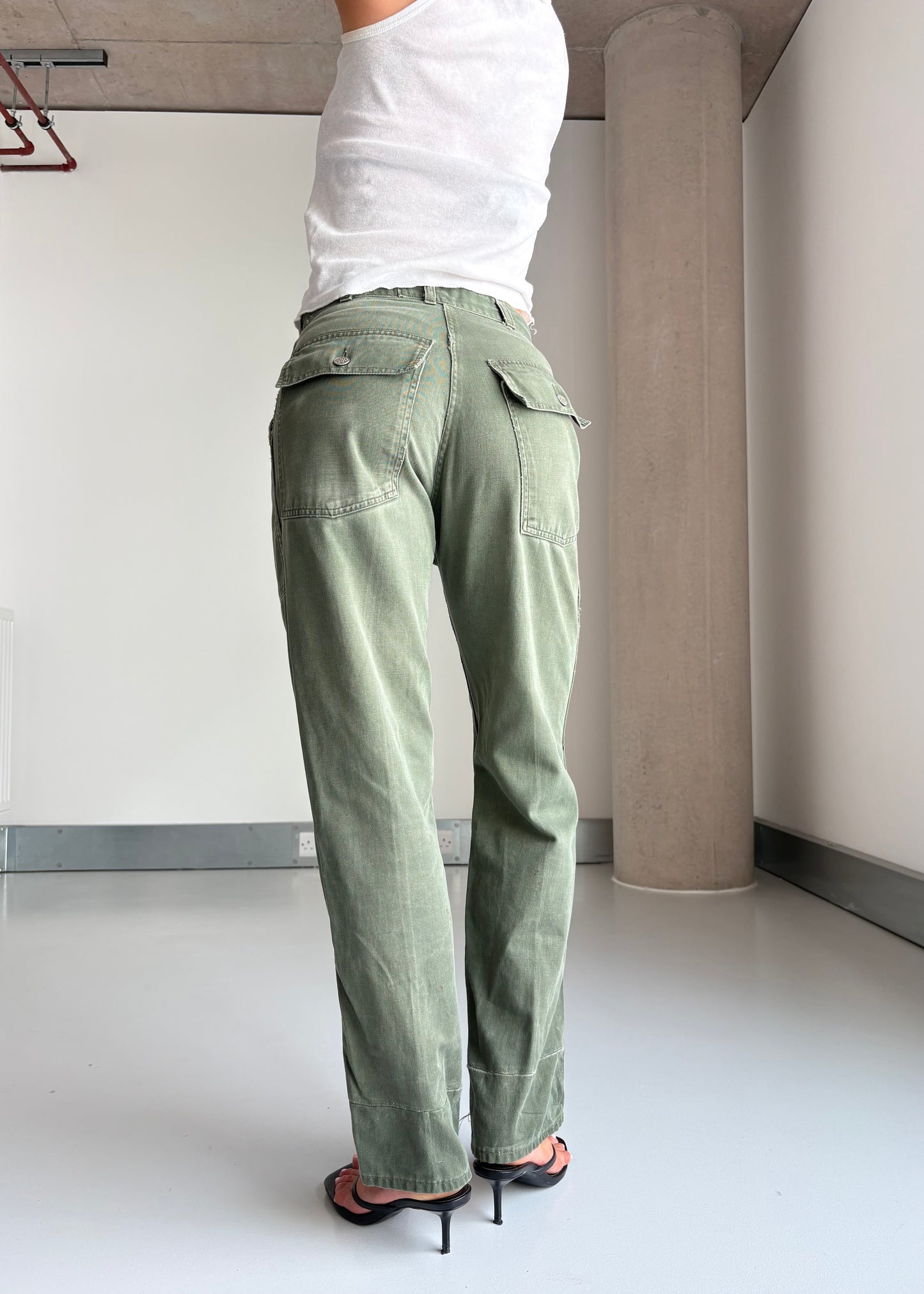 13 STAR PANTS