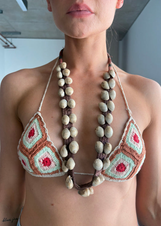 AFRICAN TRIBAL SHELL NECKLACE