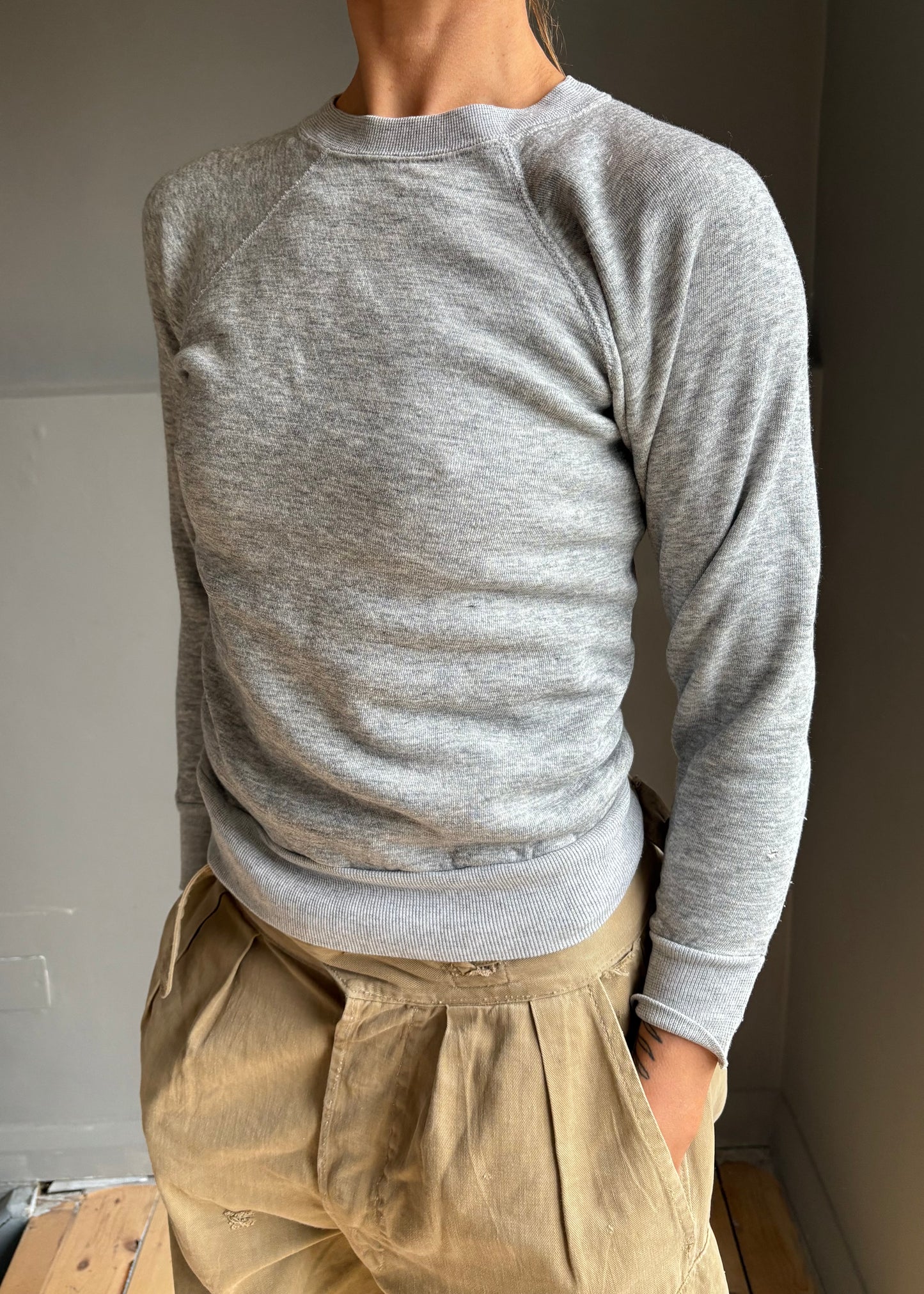 1970s grey sweatshirt