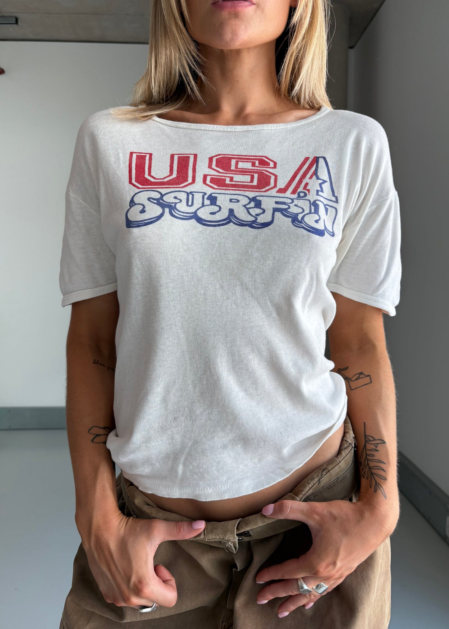 1970S SURFERS TEE