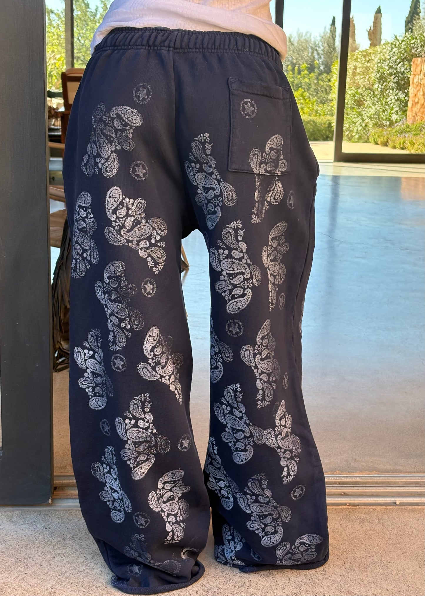 YESTERDAY'S BABE SWEATS LARGE