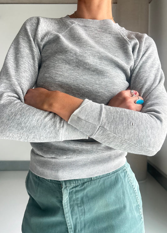 70s grey sweatshirt