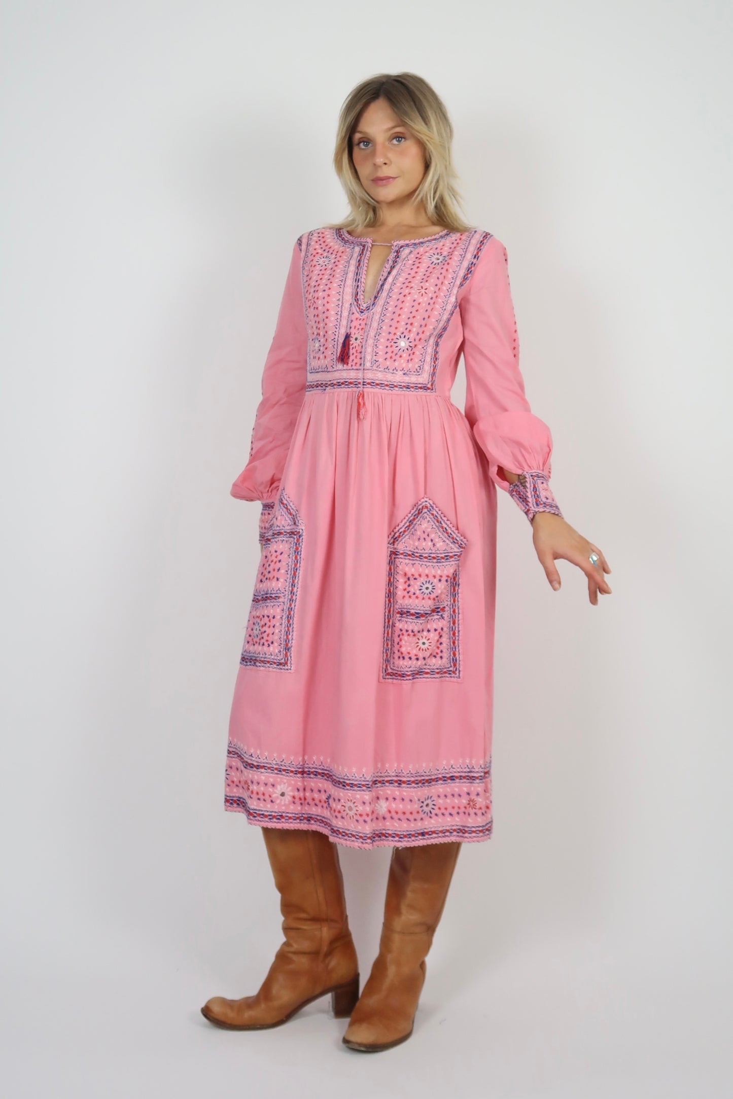 1960s embroidered midi dress