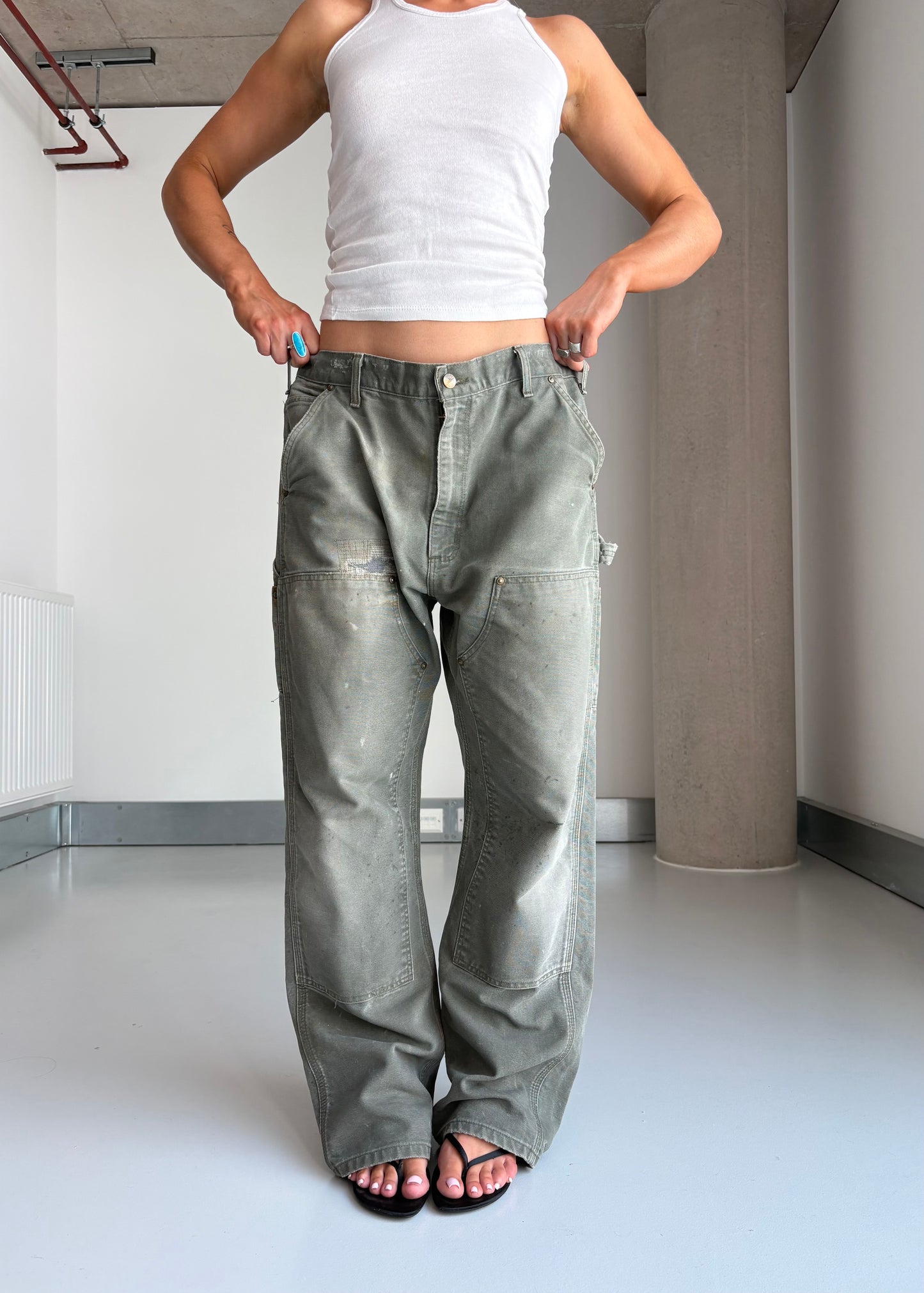 KHAKI CARHARTTS