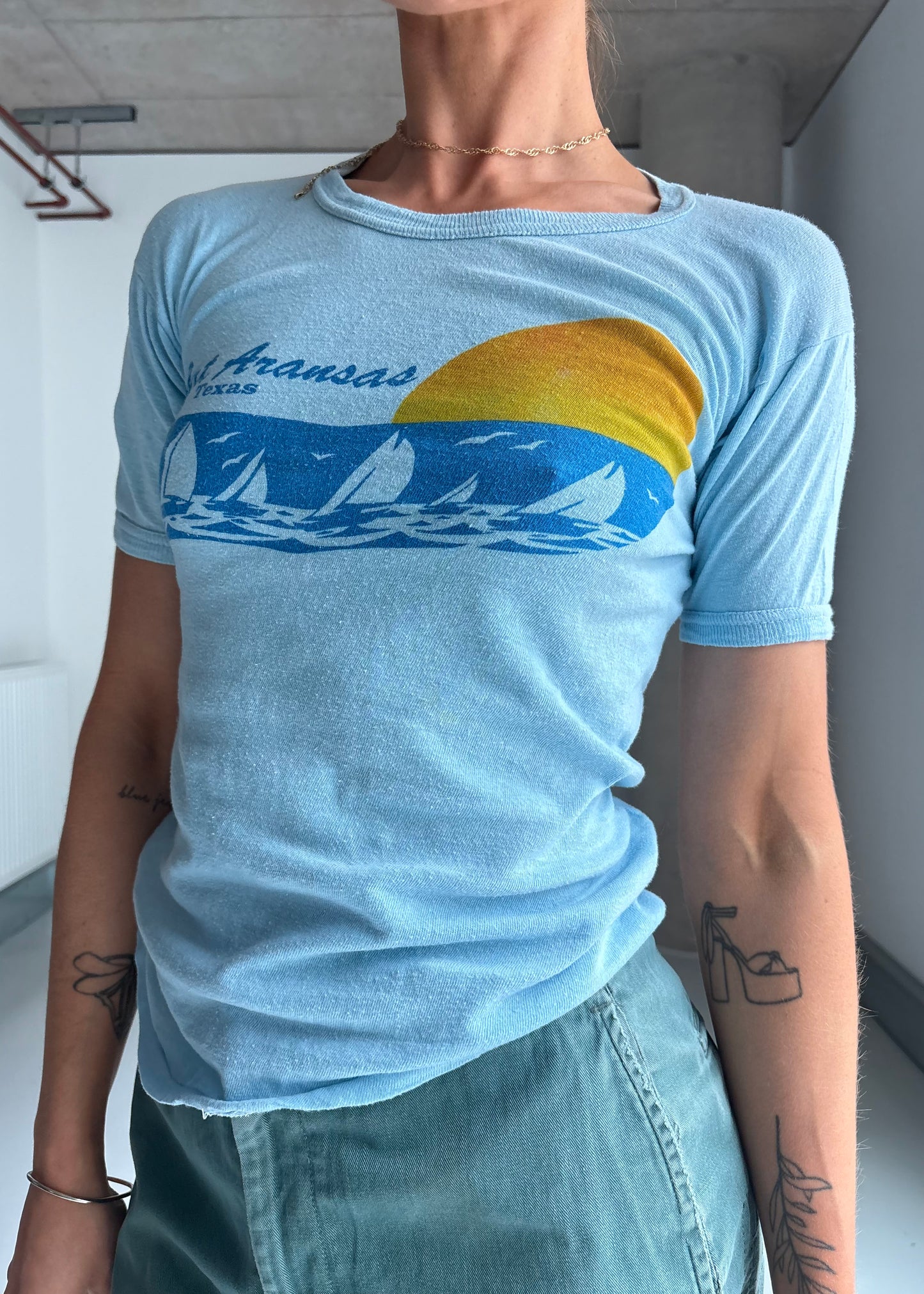 70s tee