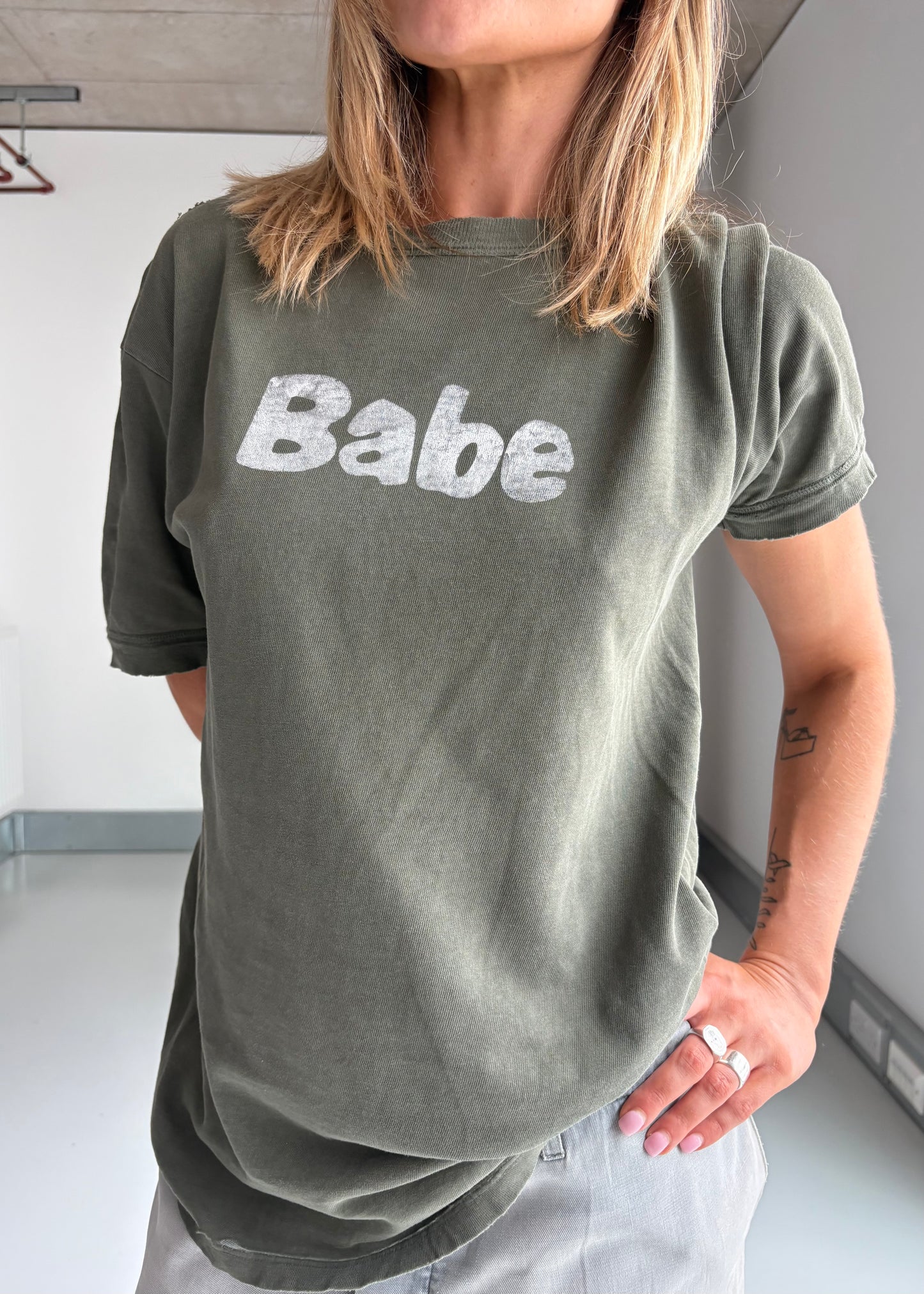 Babe tee