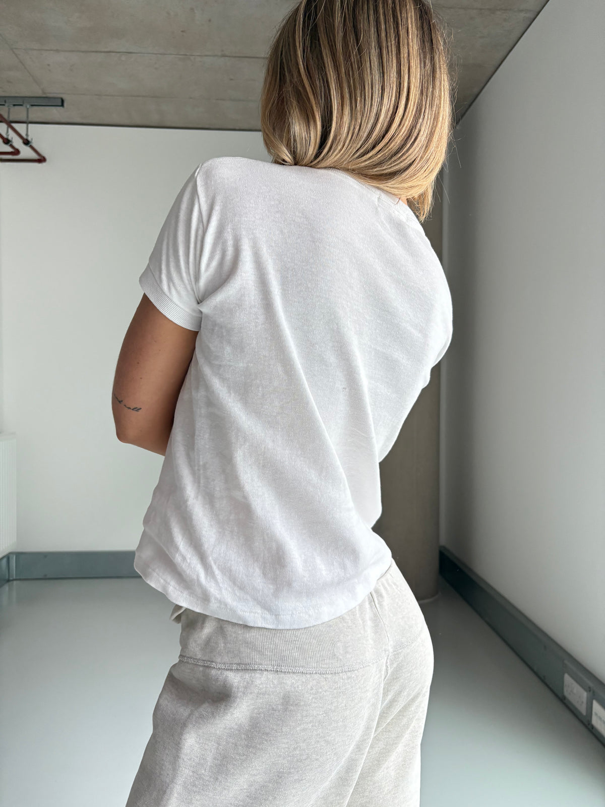 60s white T-shirt