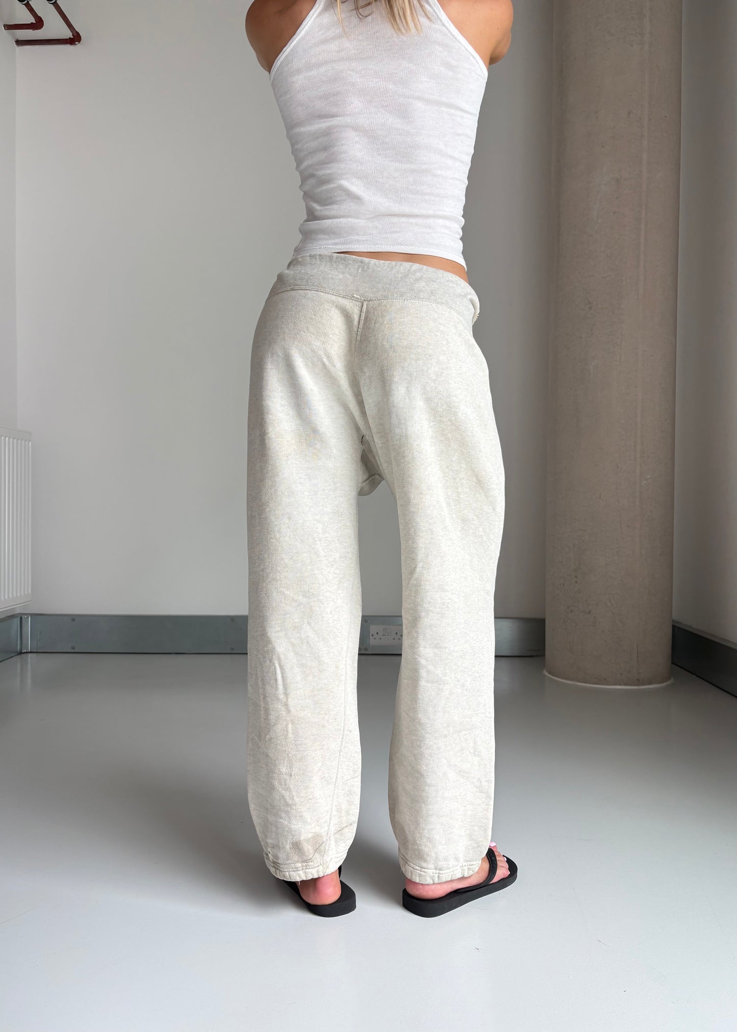 late 50s 60s sweats