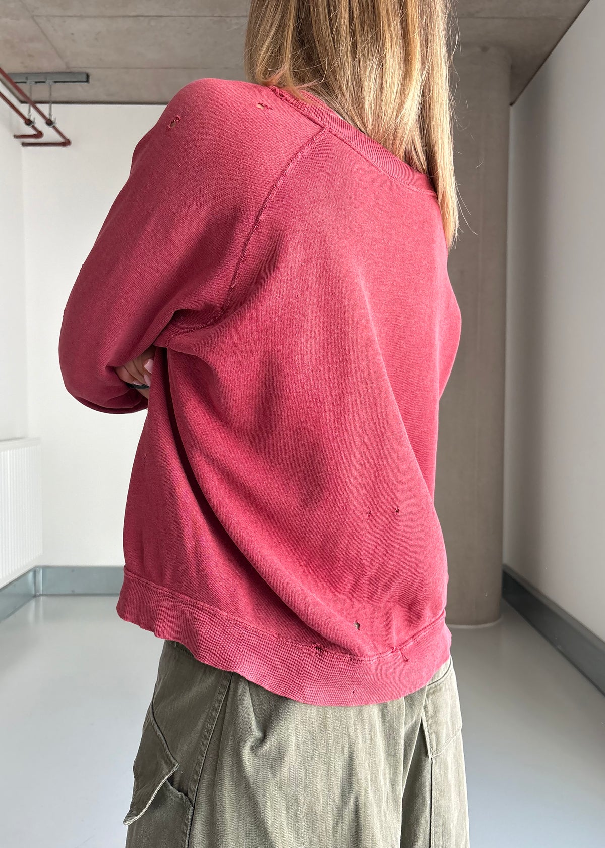 60s thrashed burgundy sweat