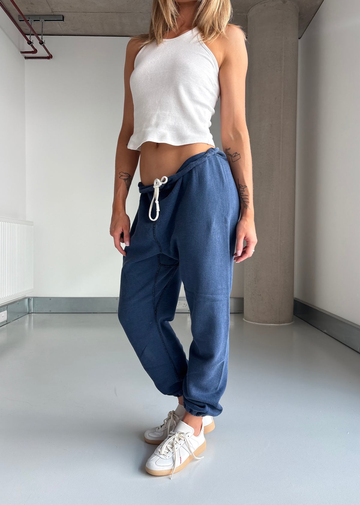 60S NAVY SWEATPANTS