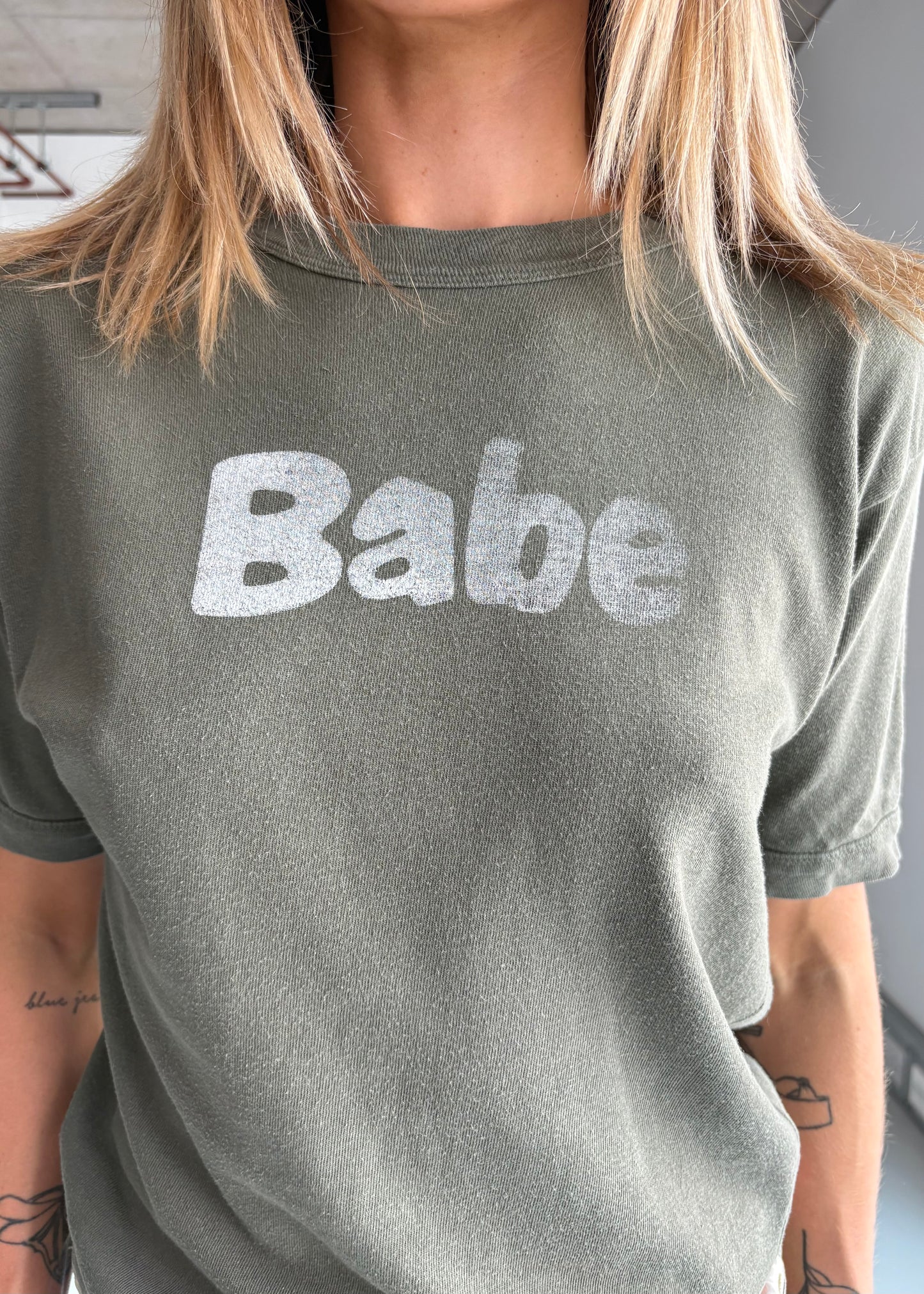 Babe tee